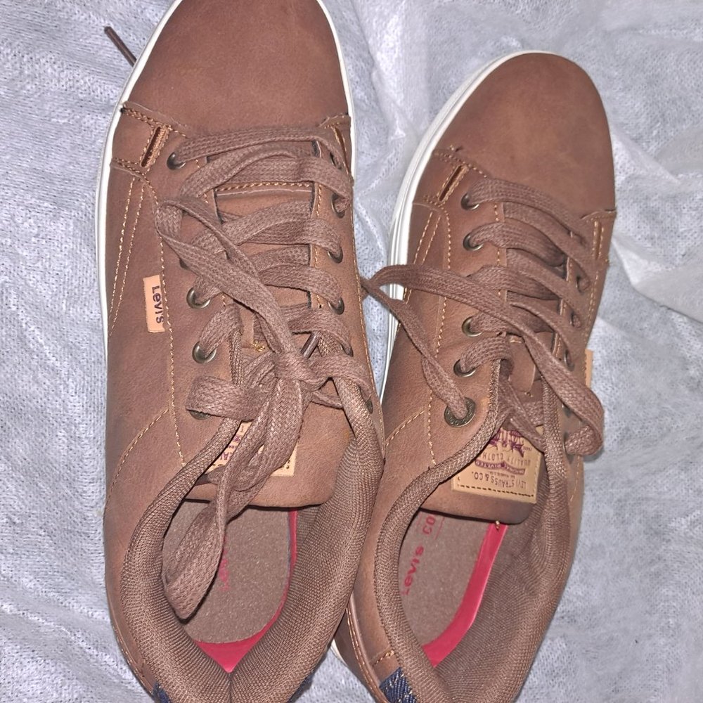 Brown Levi Comforts - image 2